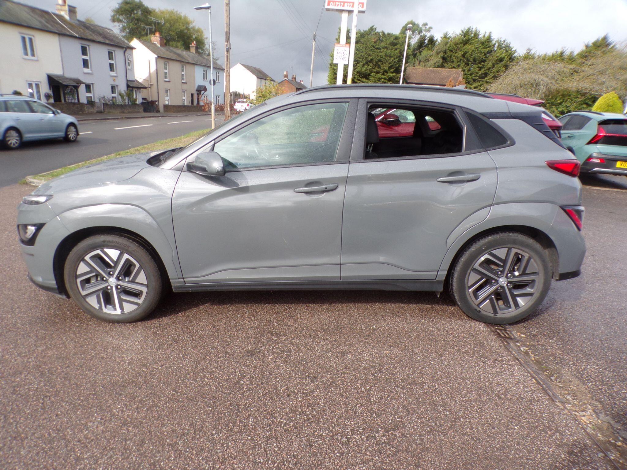 Hyundai Kona view 5