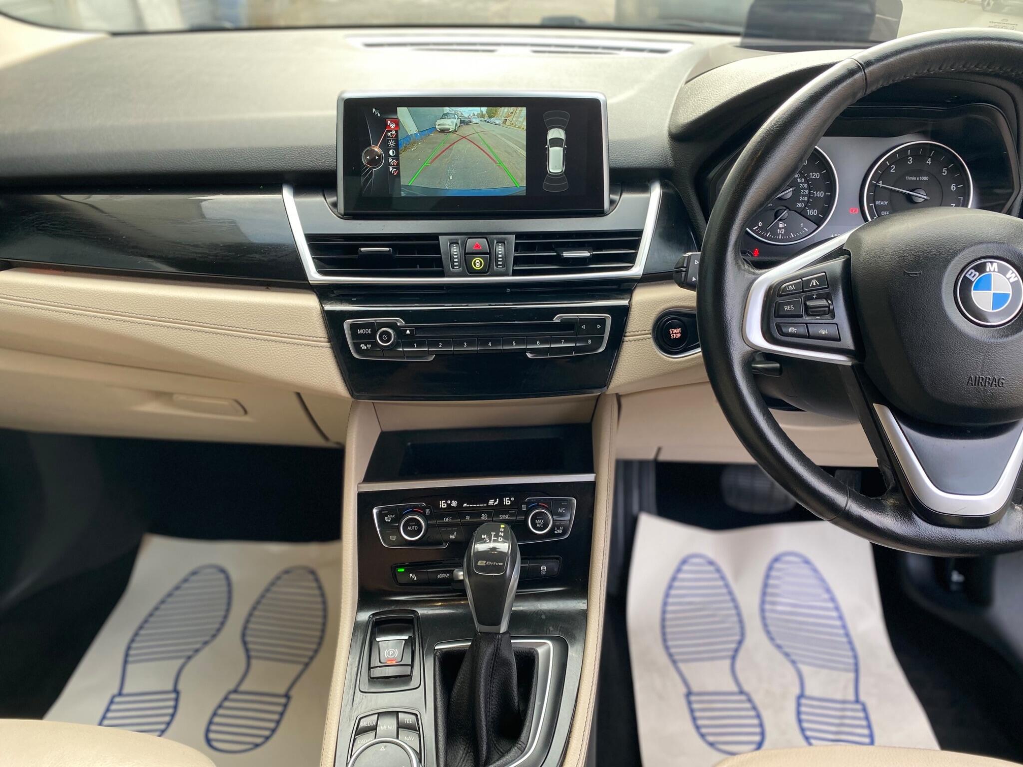 BMW 2 Series view 19