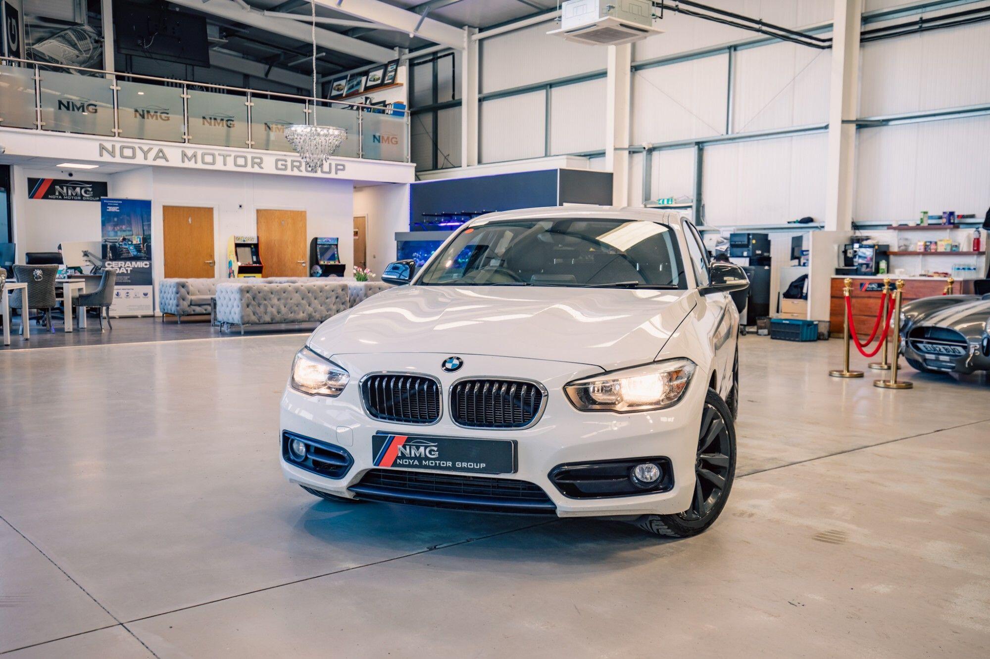 BMW 1 Series view 4