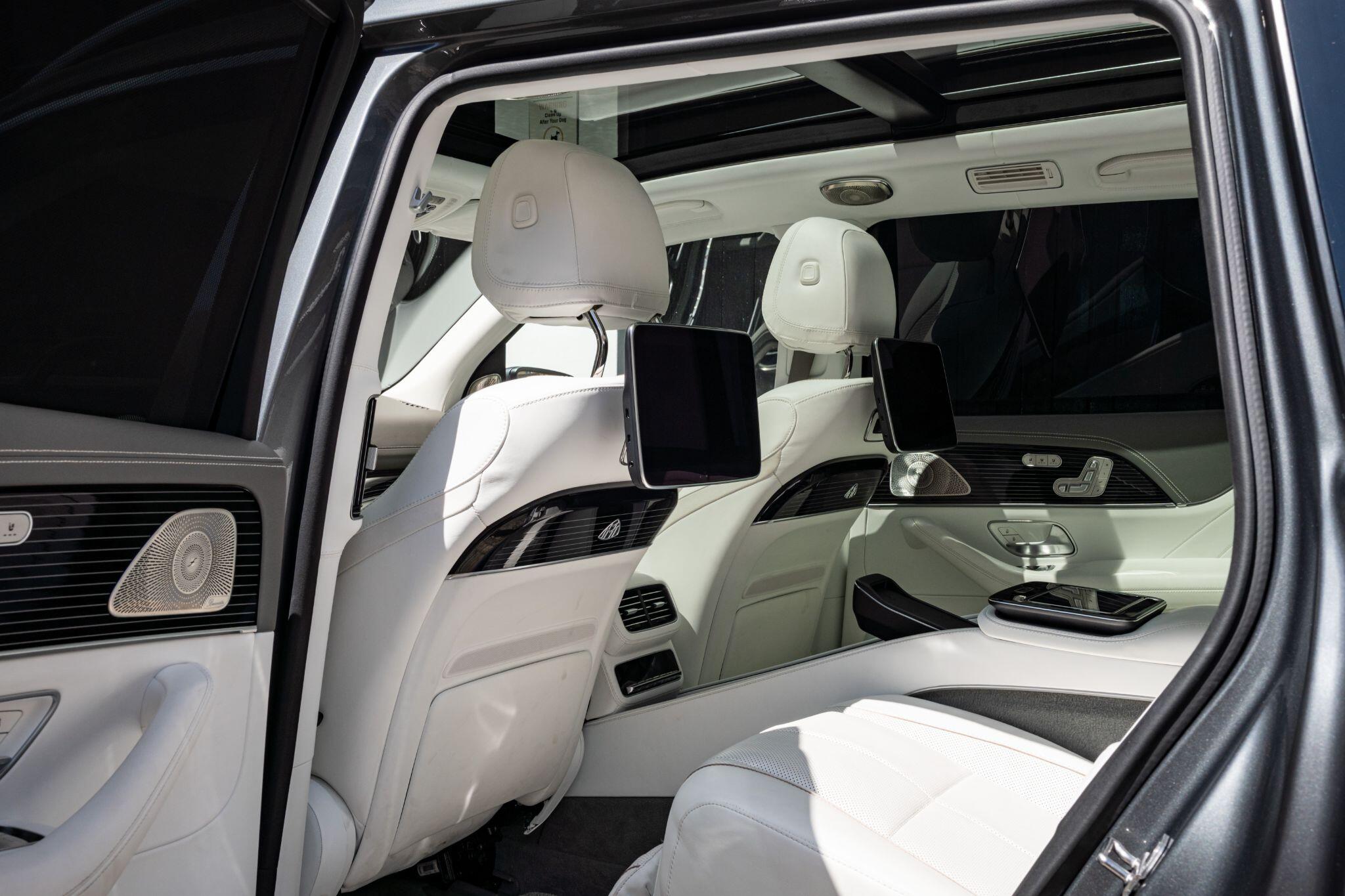 Mercedes-Benz GLS view 41