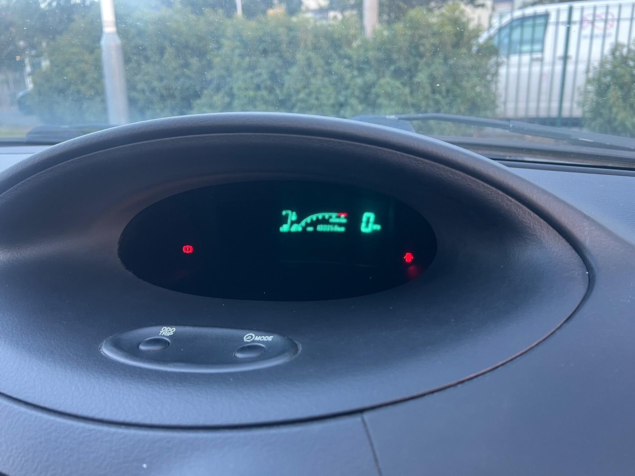 Toyota Yaris view 30
