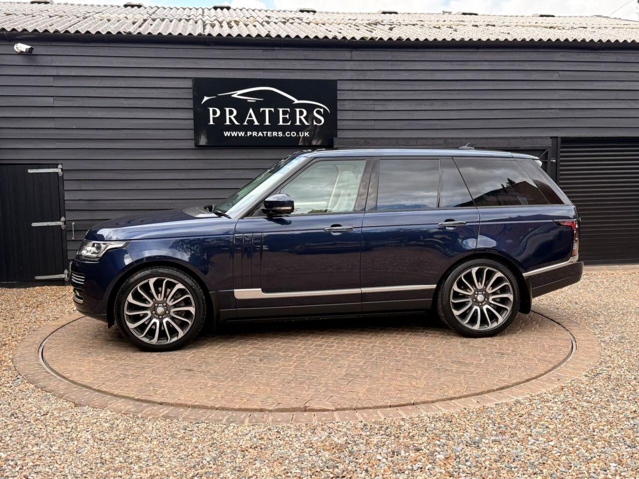 Land Rover Range Rover view 32