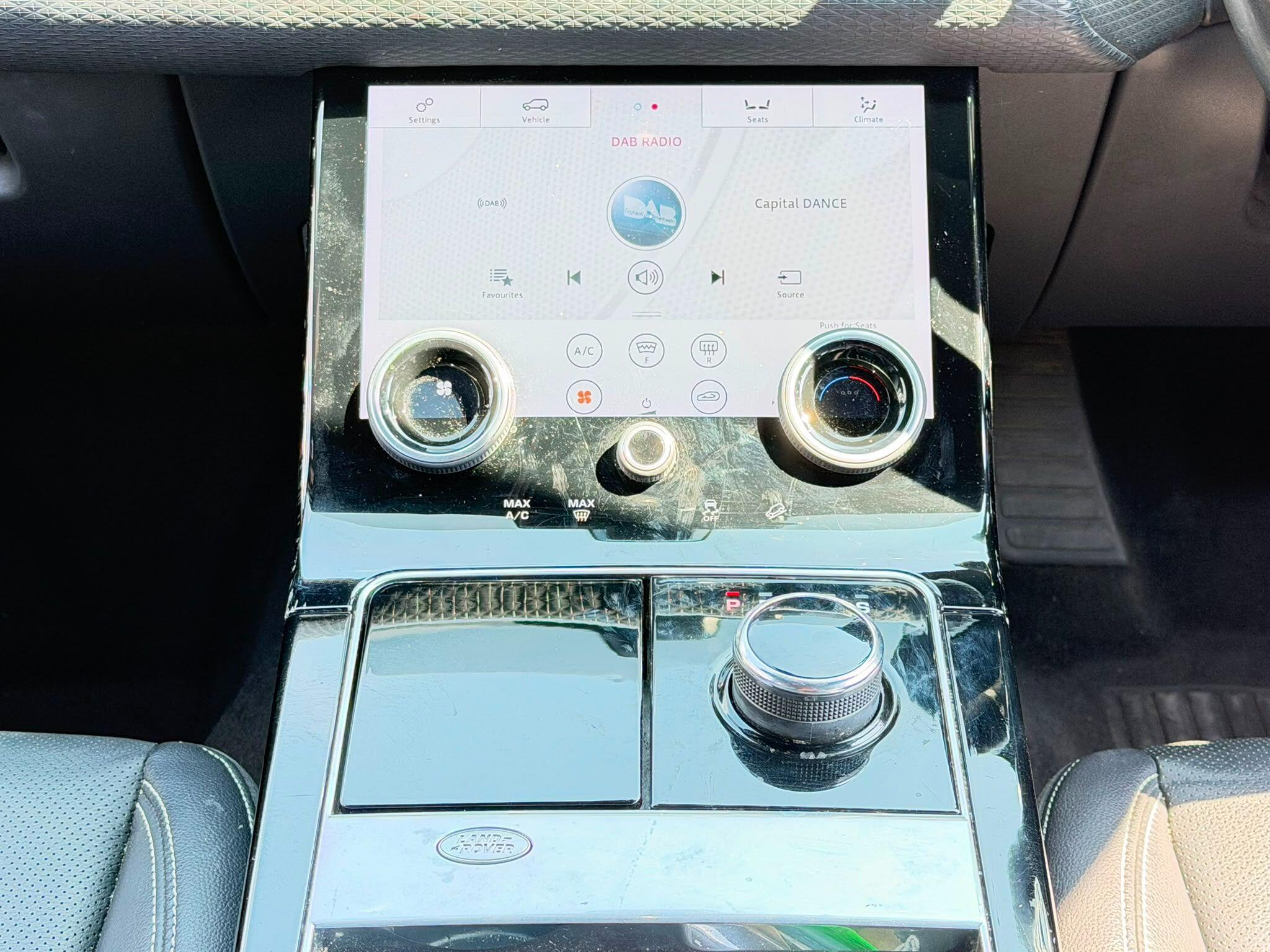 Land Rover Range Rover Velar view 22