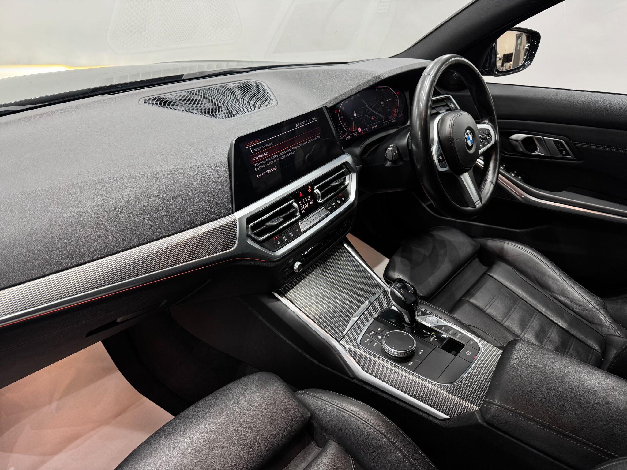 BMW 3 Series view 42