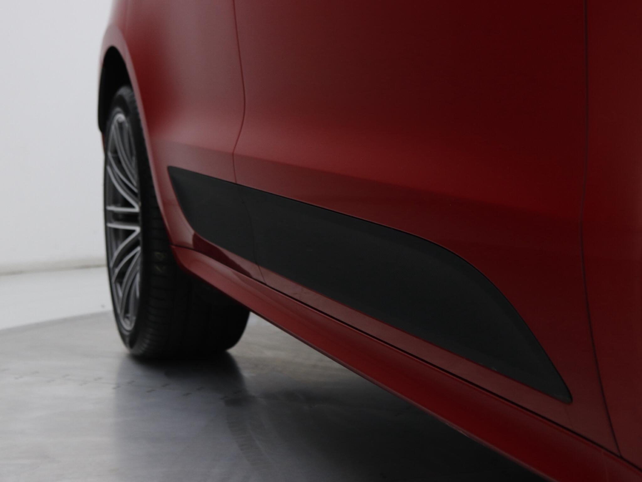 Porsche Macan view 26