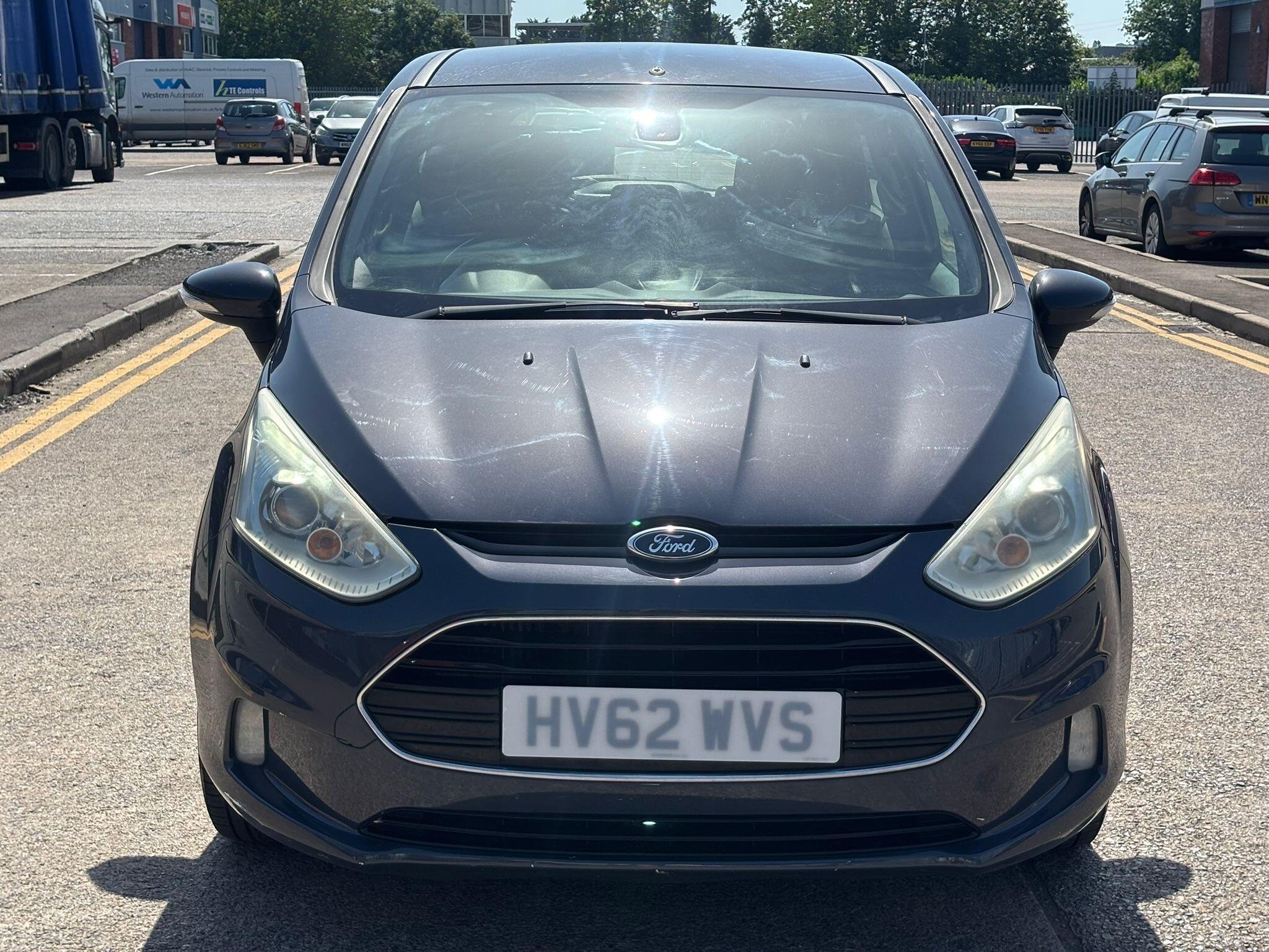 Ford B-Max view 6