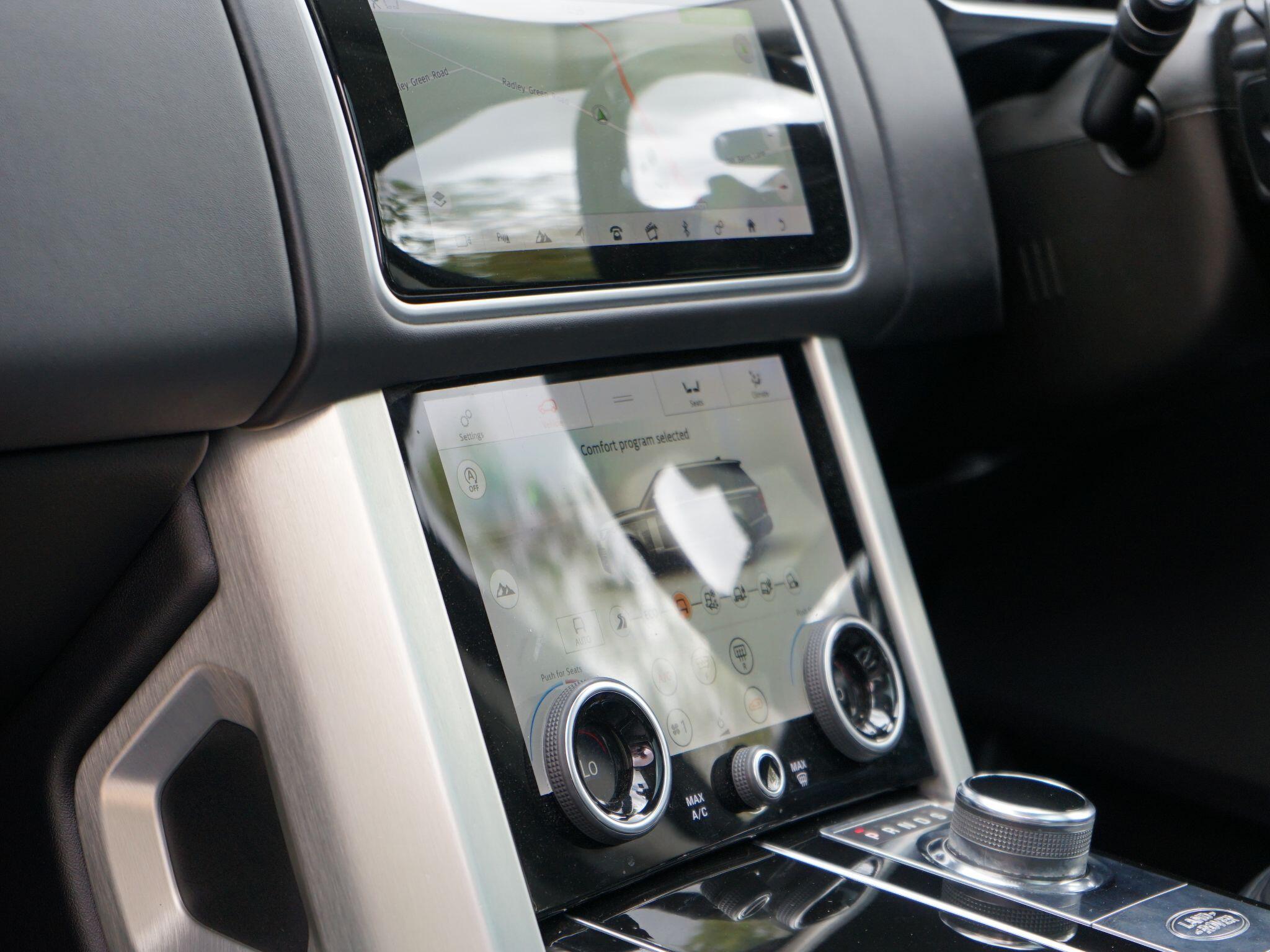 Land Rover Range Rover view 15