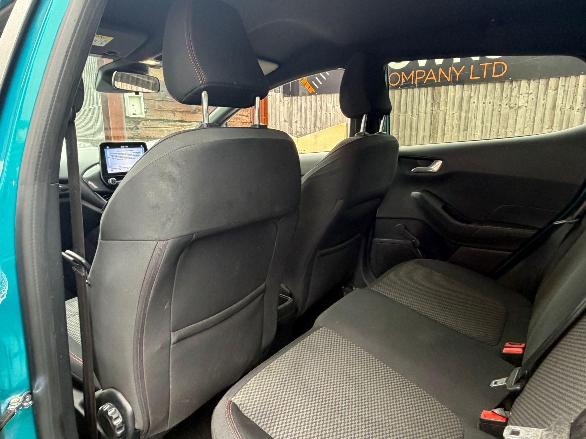 Ford Fiesta view 17