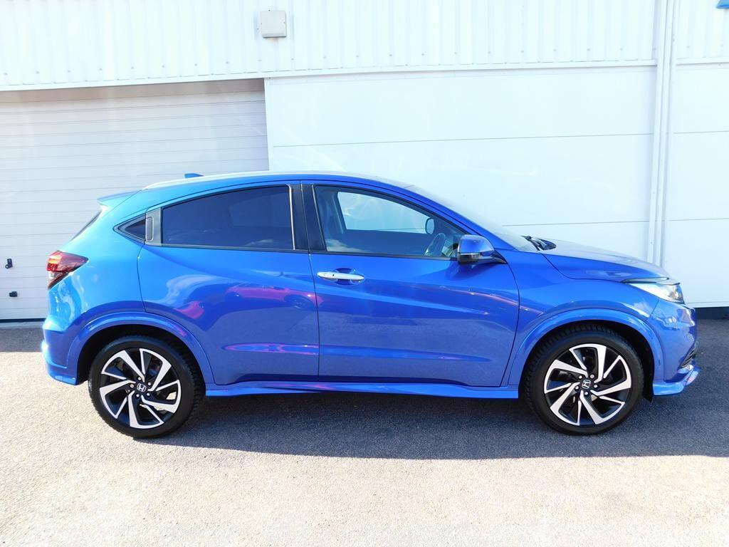 HR-V