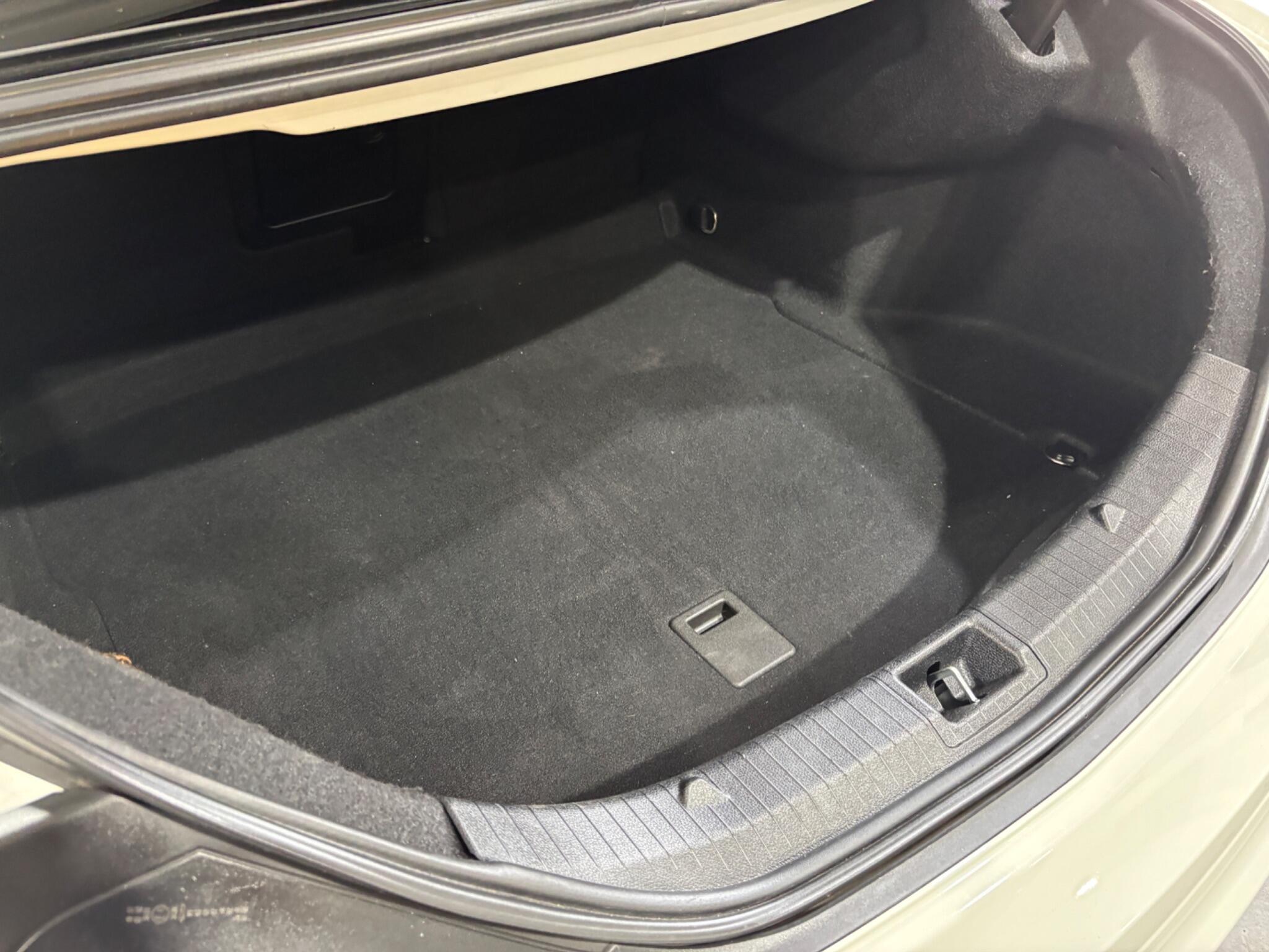 Mercedes-Benz Cla view 67