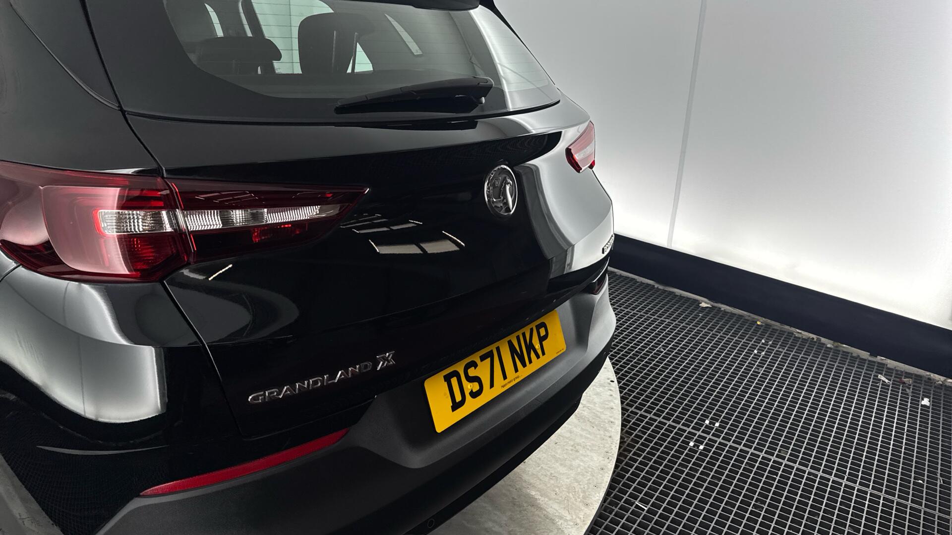 Vauxhall Grandland X view 23