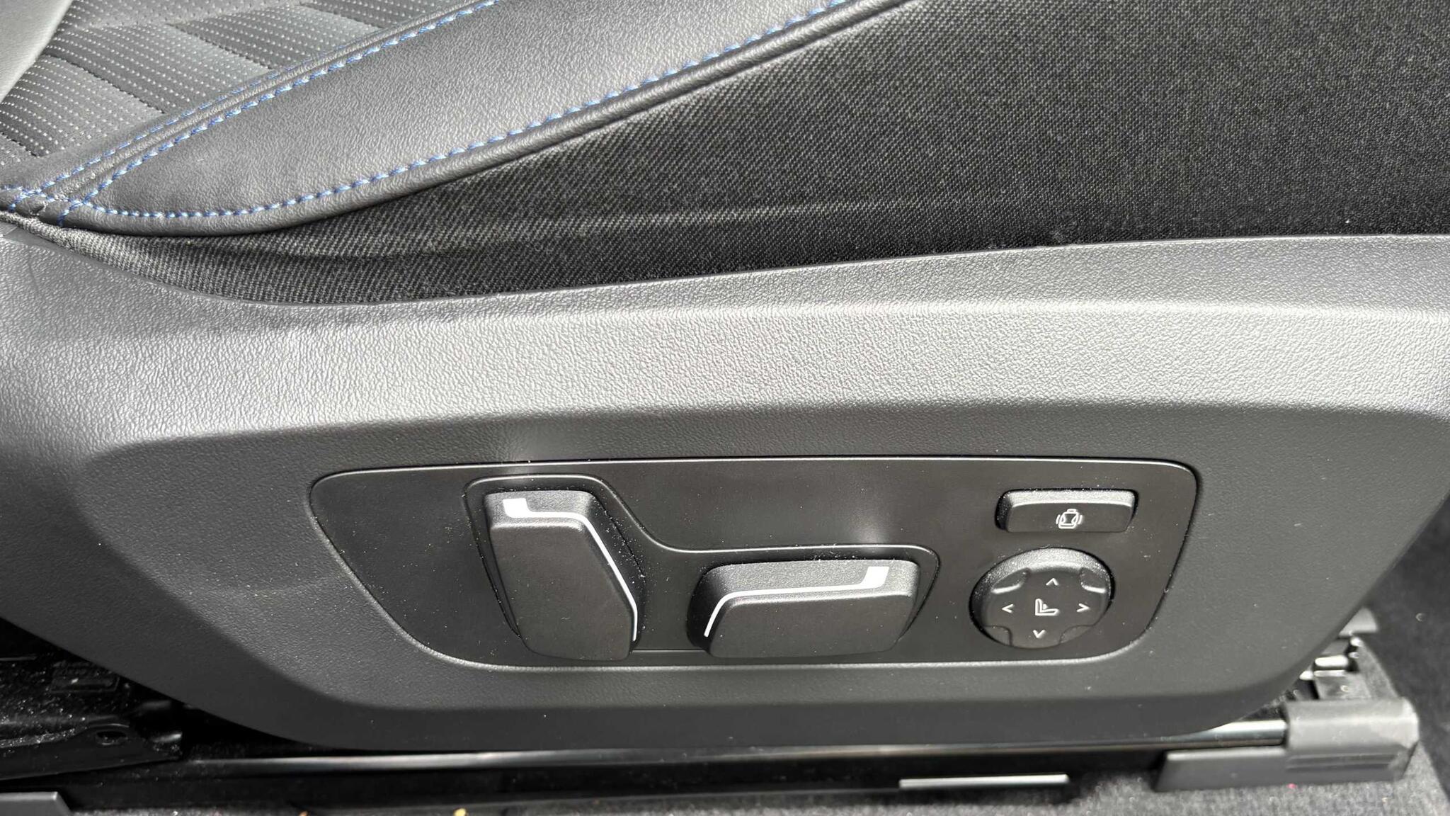 BMW X3 view 31