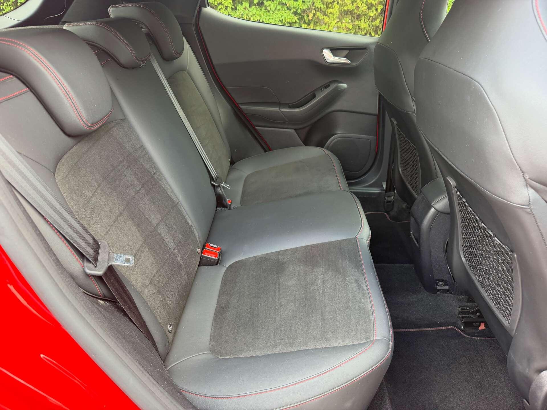 Ford Fiesta view 29