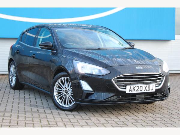 Black 2020 Ford Focus Hatchback Front-wheel drive Manual