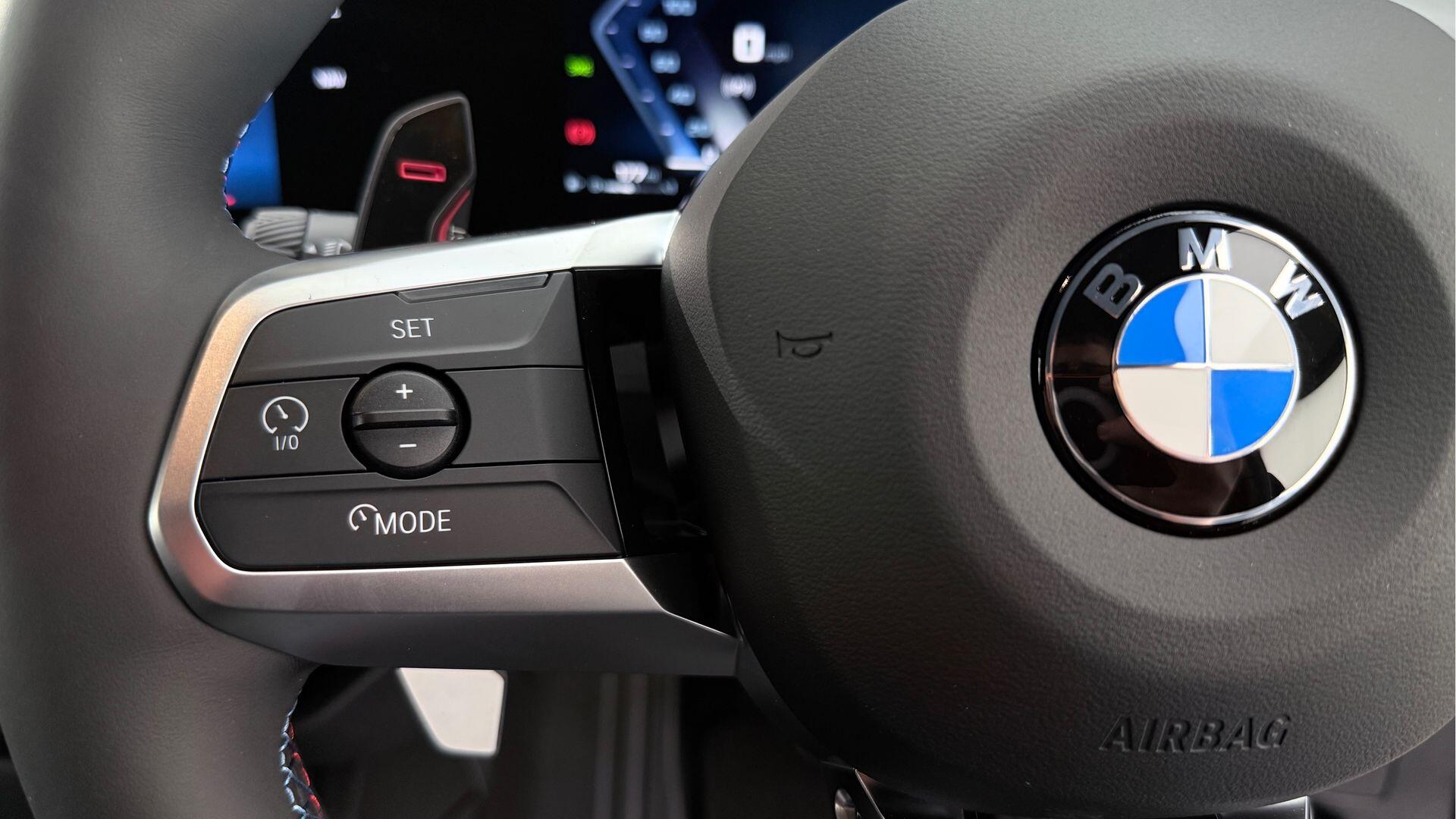 BMW 1 Series view 17
