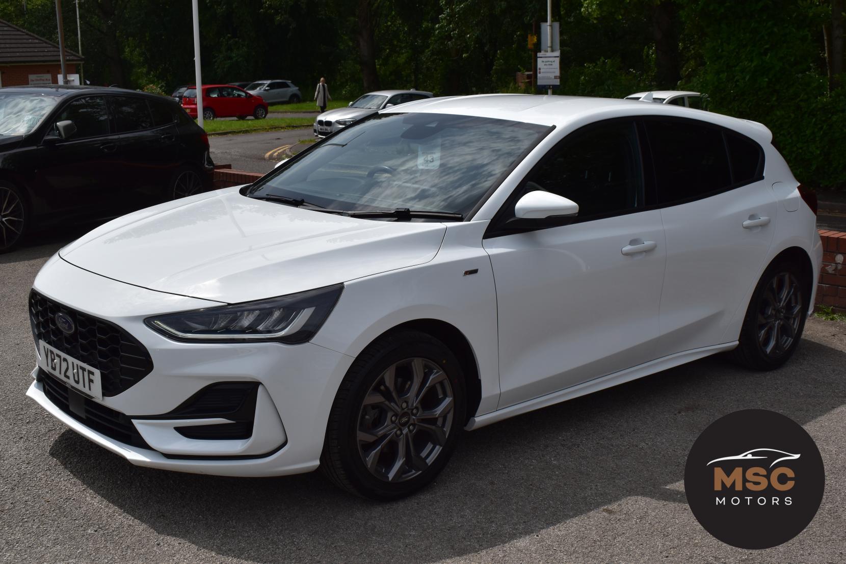 Ford Focus view 5