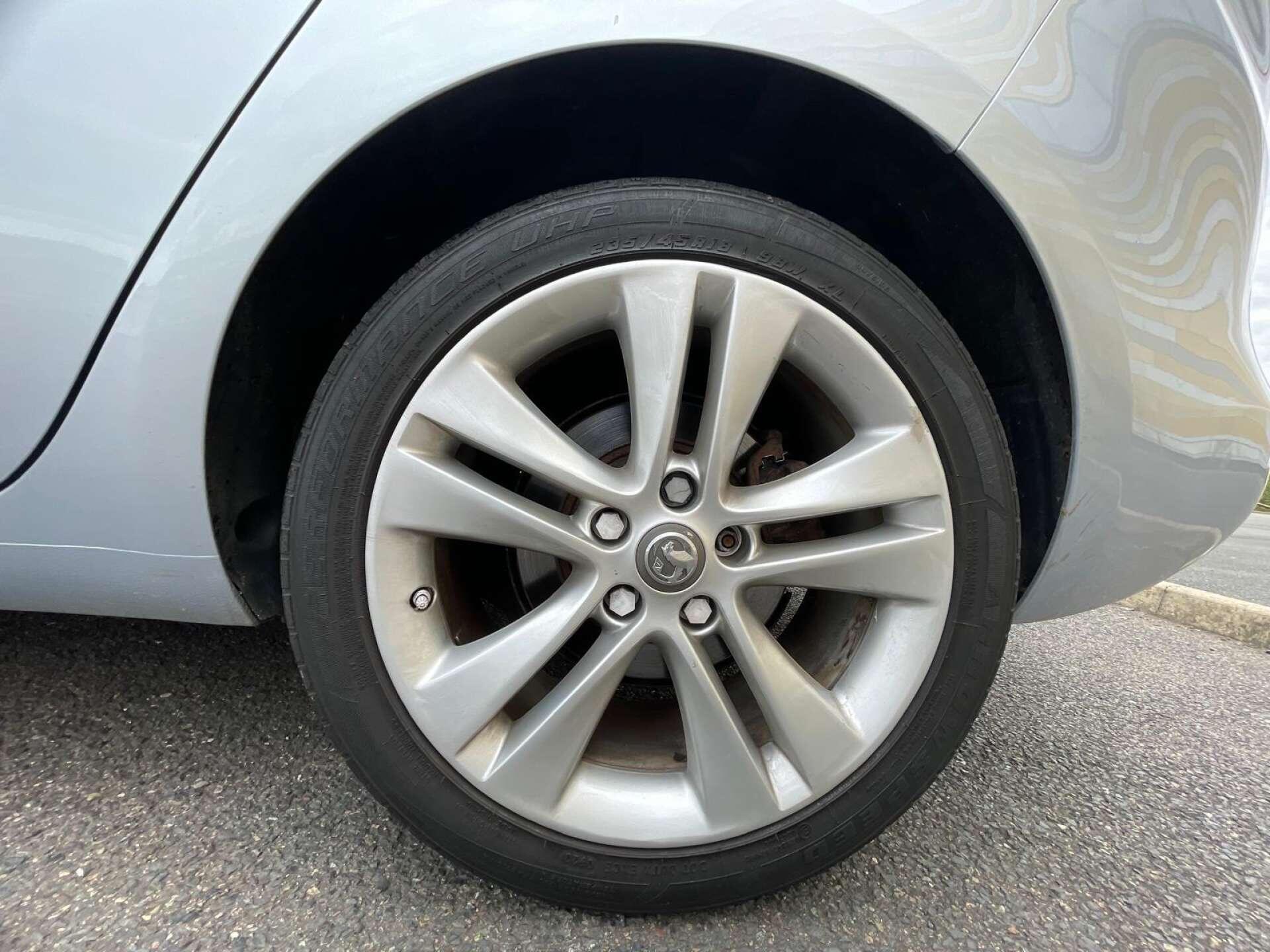 Vauxhall Zafira Tourer view 8