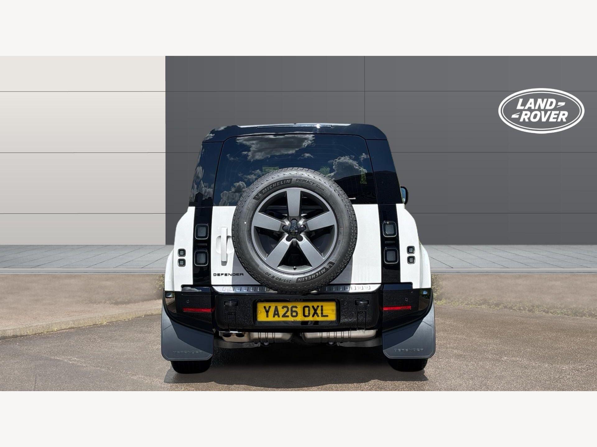 Land Rover Defender view 7