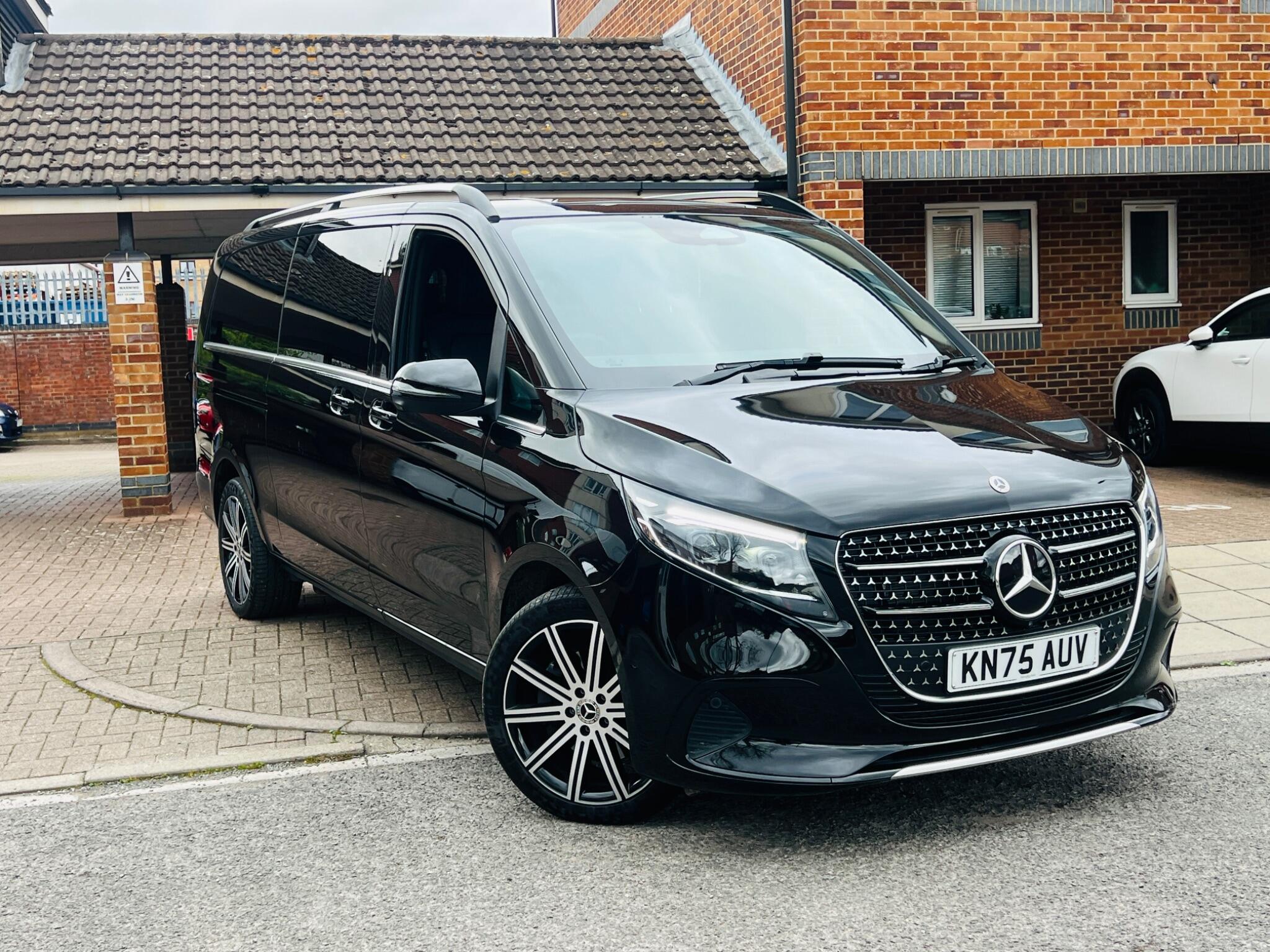 Mercedes-Benz V Class view 14