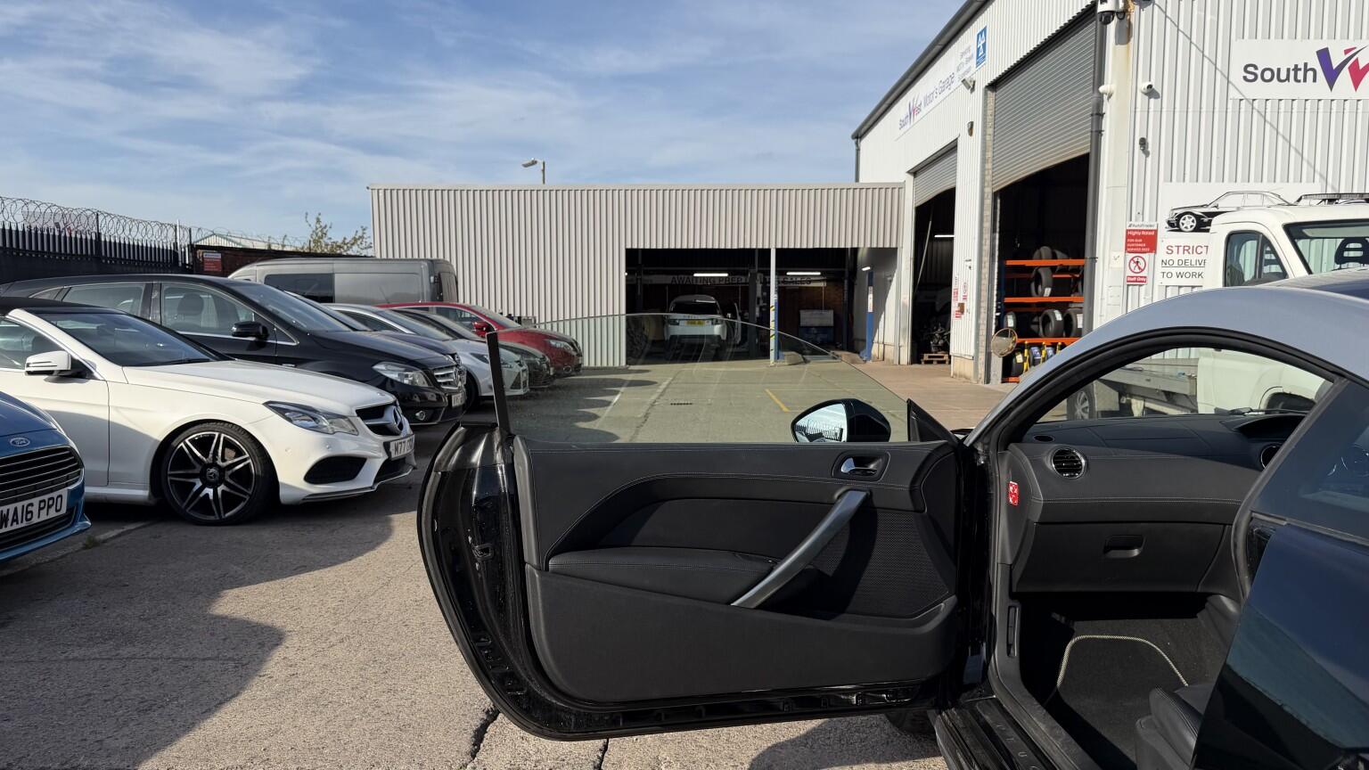 Peugeot RCZ view 14