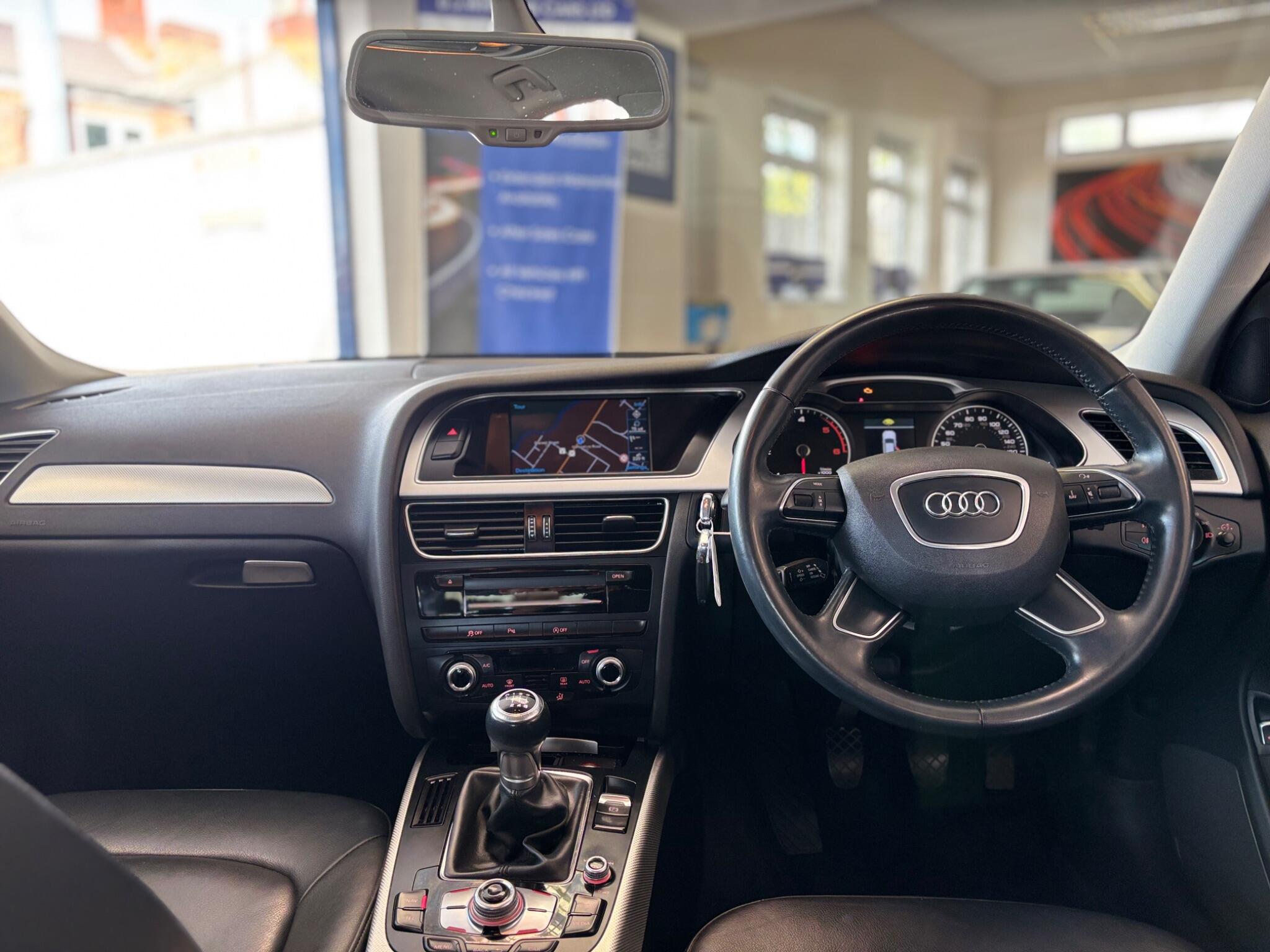 Audi A4 view 9
