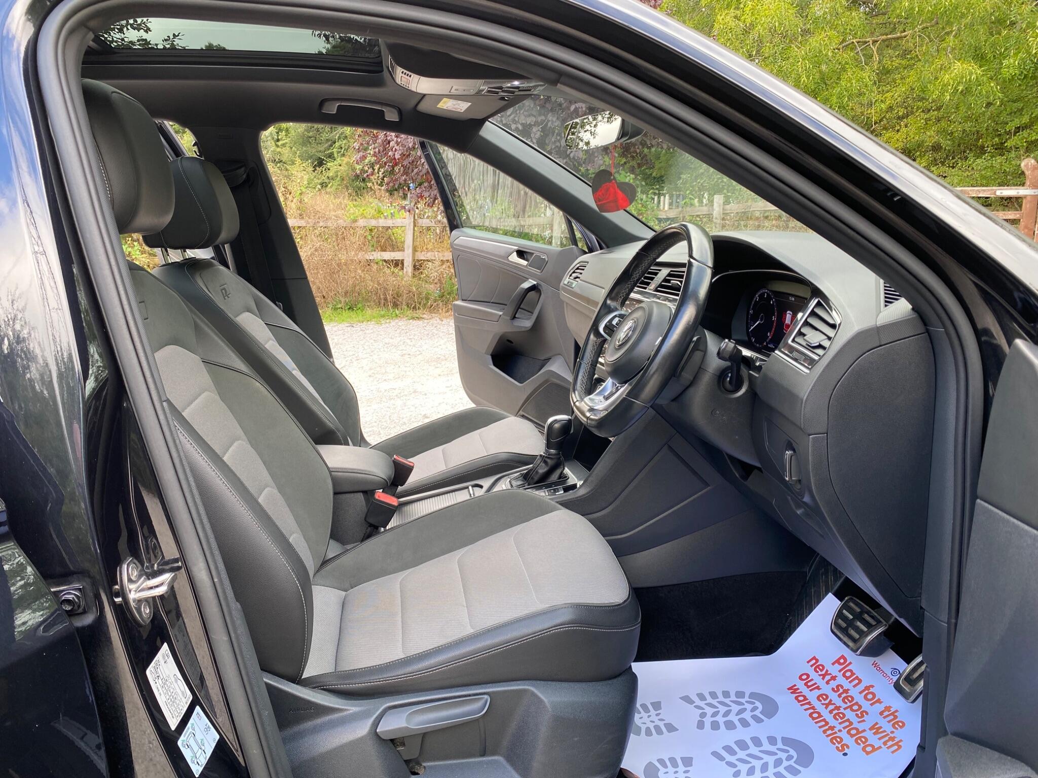 Volkswagen Tiguan view 10