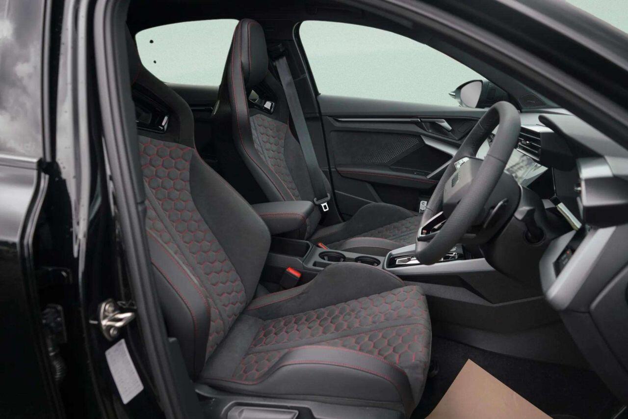 Audi RS3 view 17