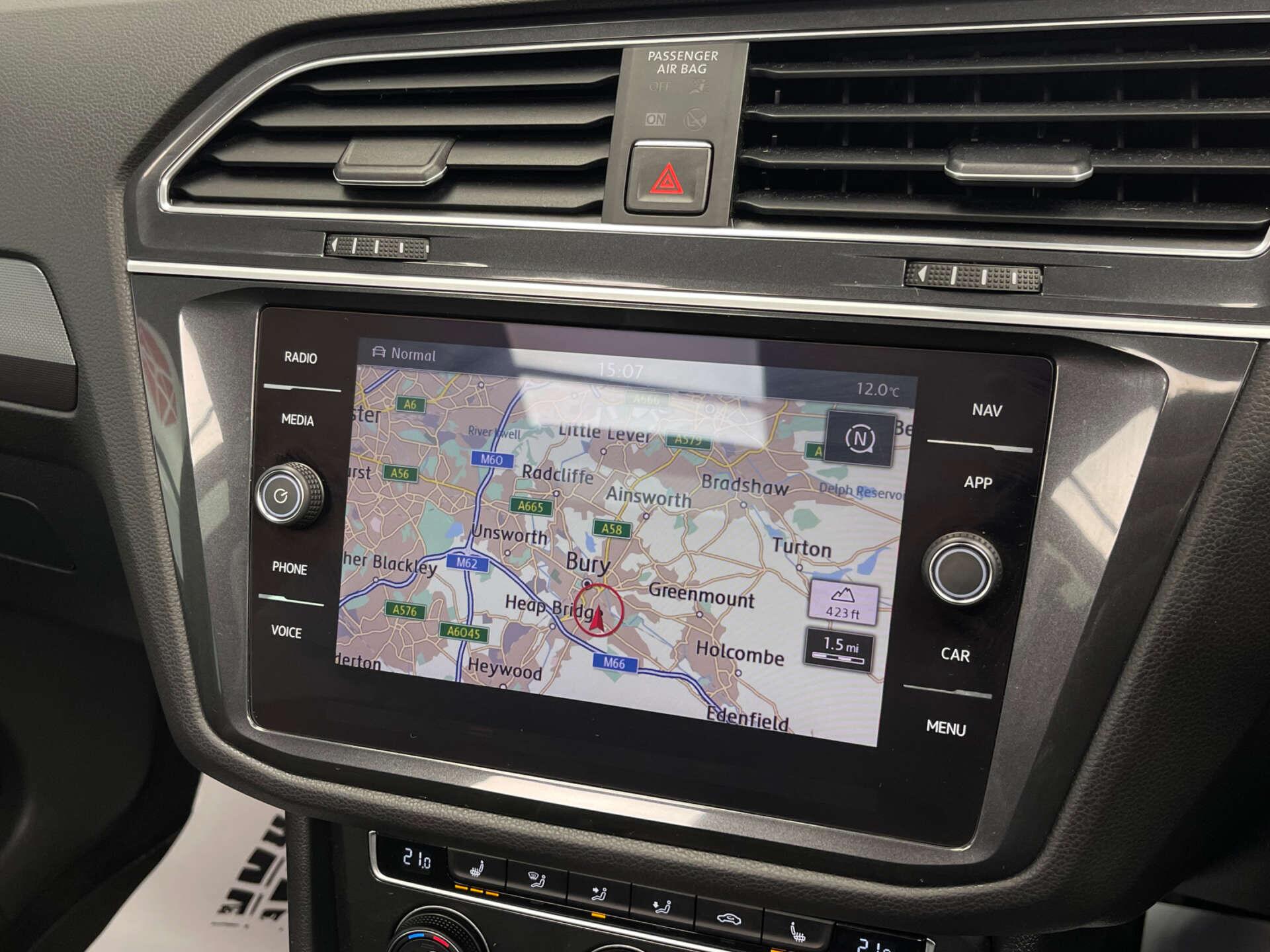 Volkswagen Tiguan view 25