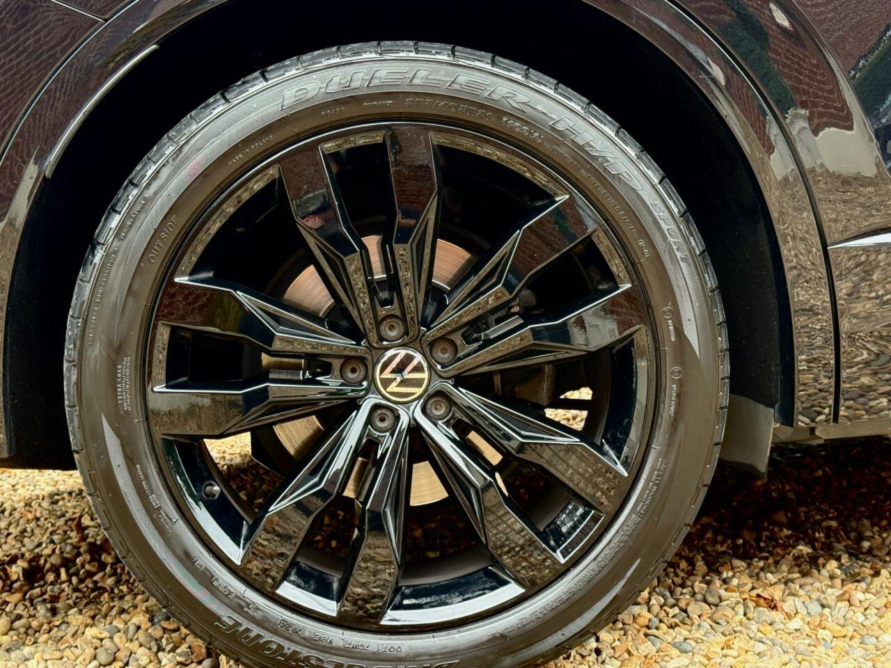 Volkswagen Touareg view 33