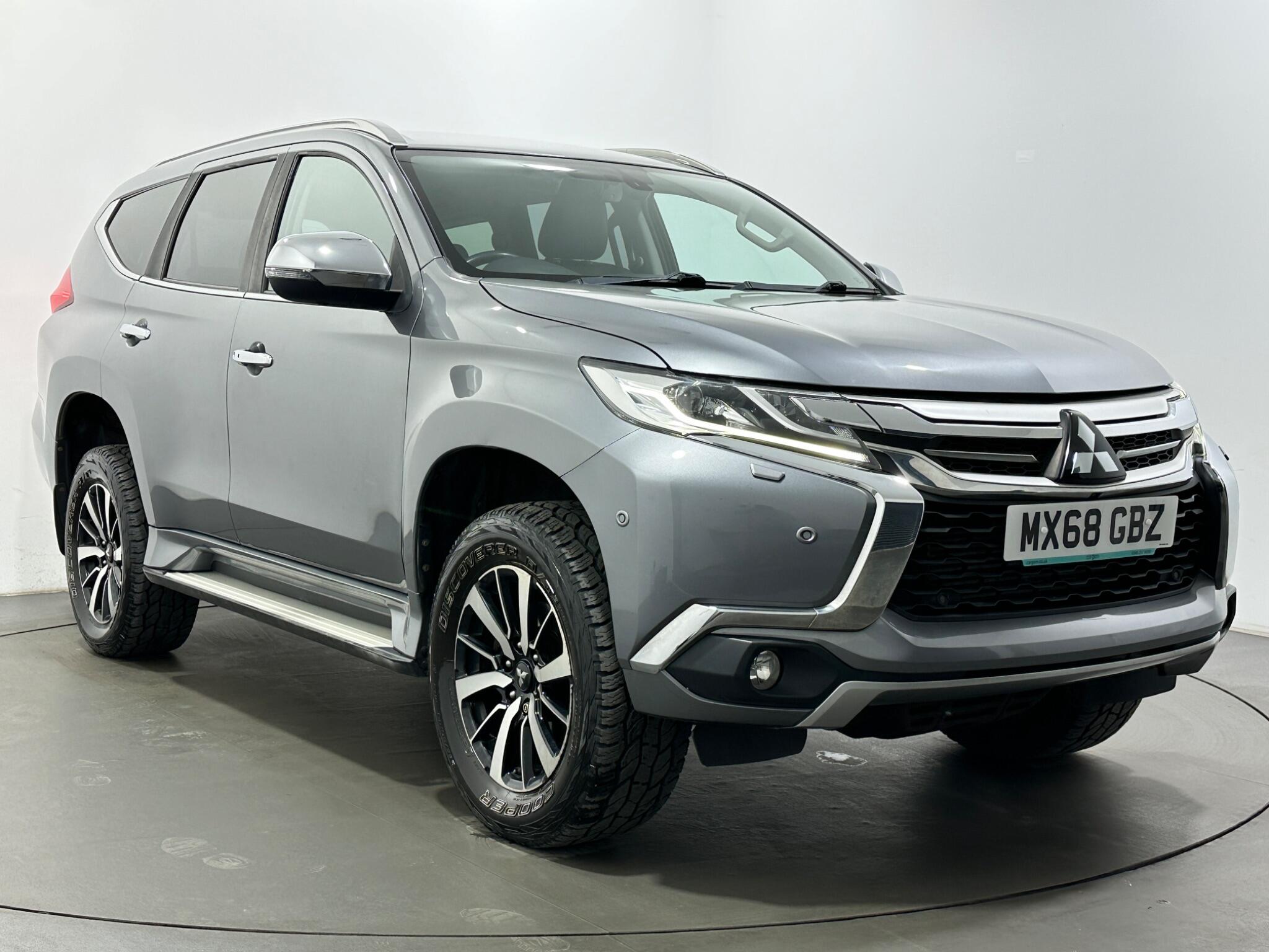 Mitsubishi Shogun Sport view 55