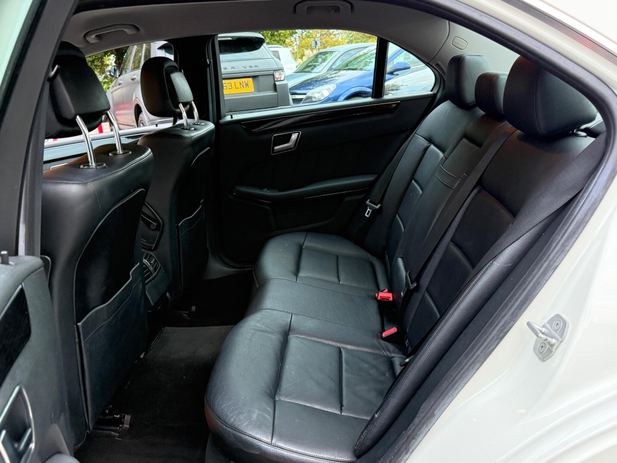 Mercedes-Benz E Class - Image 44