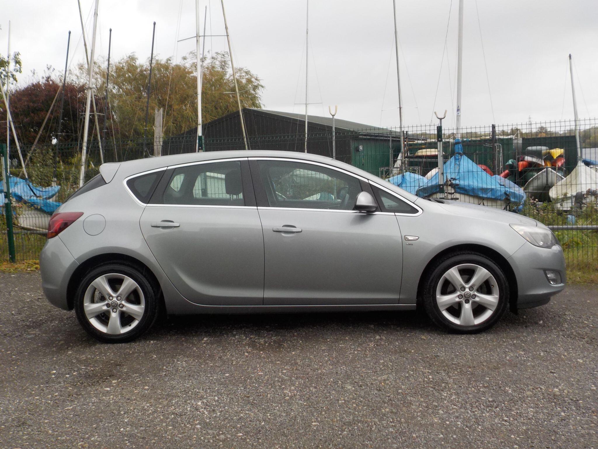 Vauxhall Astra 1.4 16v SRi Euro 5 5dr