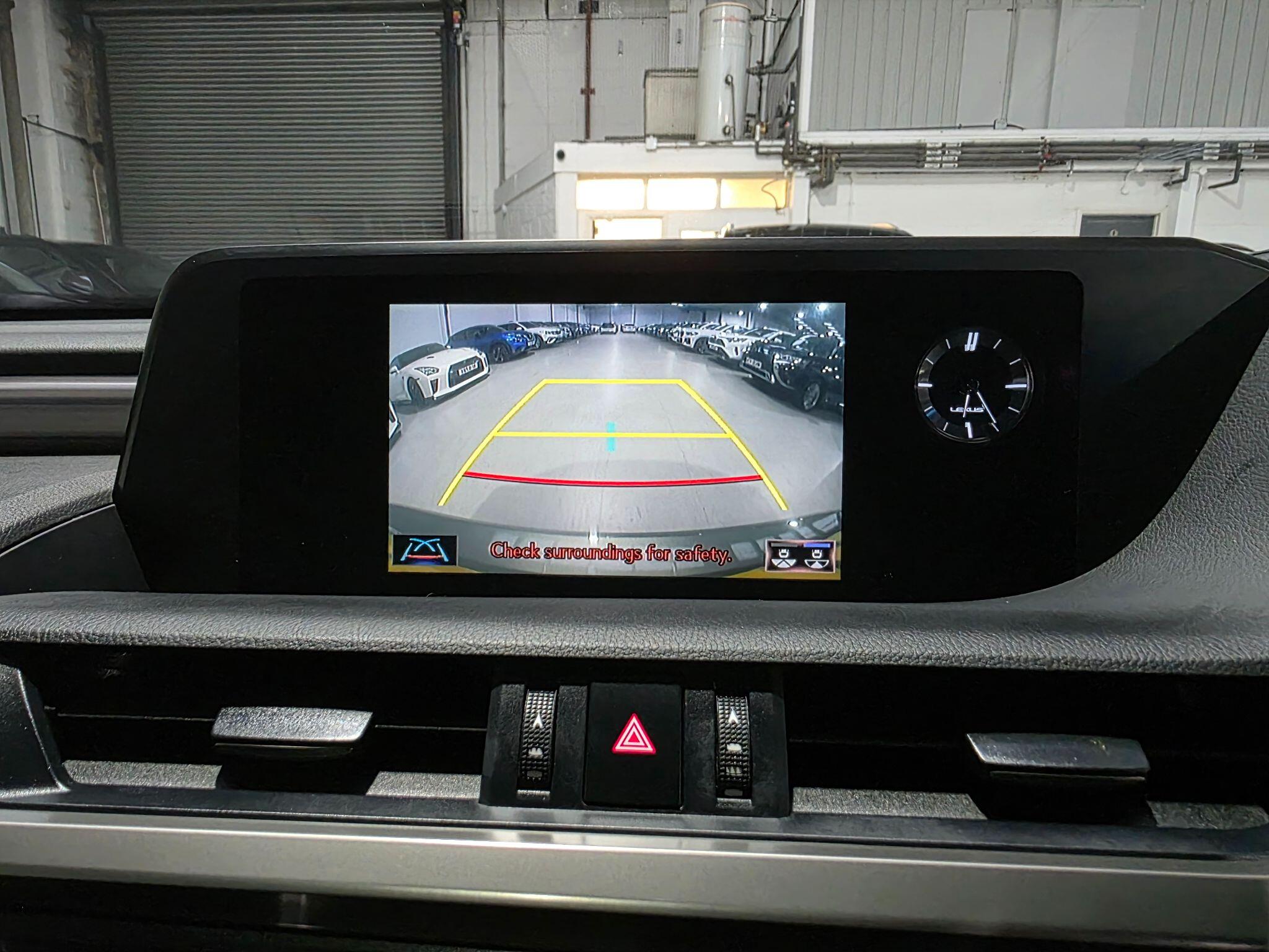 Lexus Es view 9