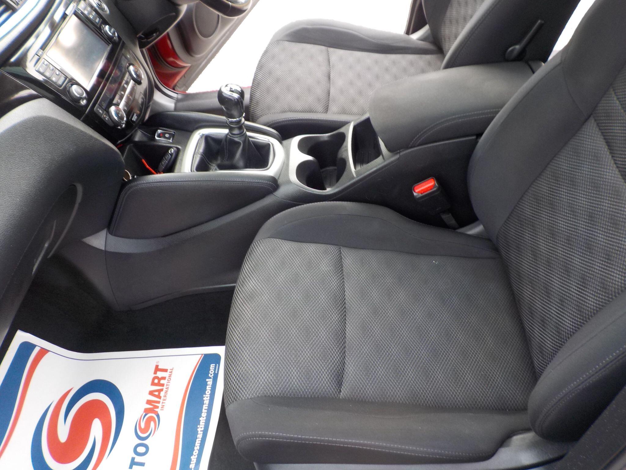 Nissan Qashqai 1.5 dCi N-Connecta 2WD Euro 6 (s/s) 5dr