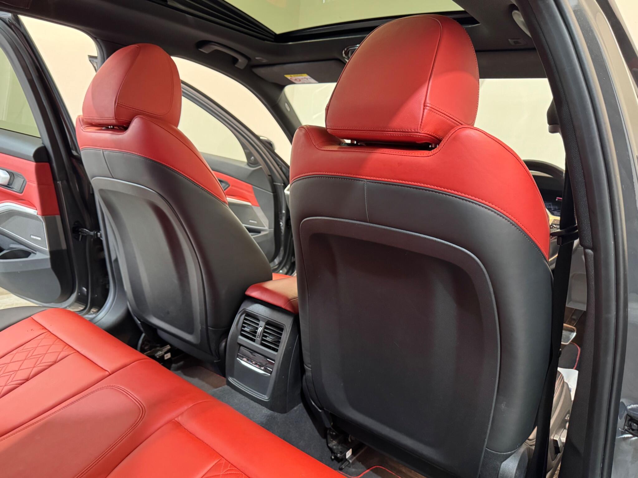 BMW 3 Series view 56
