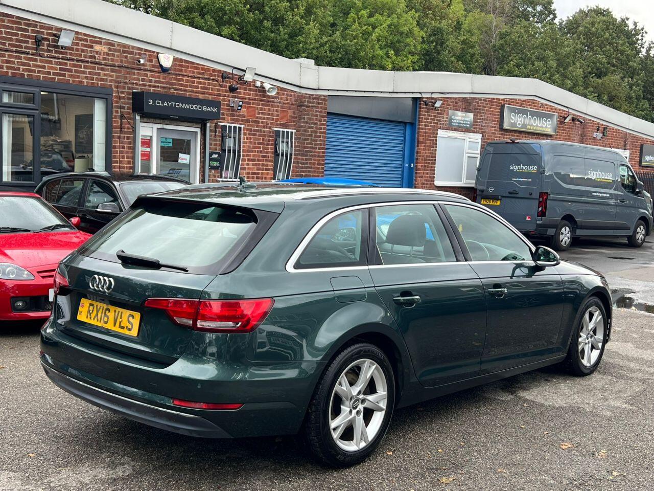 Audi A4 view 4