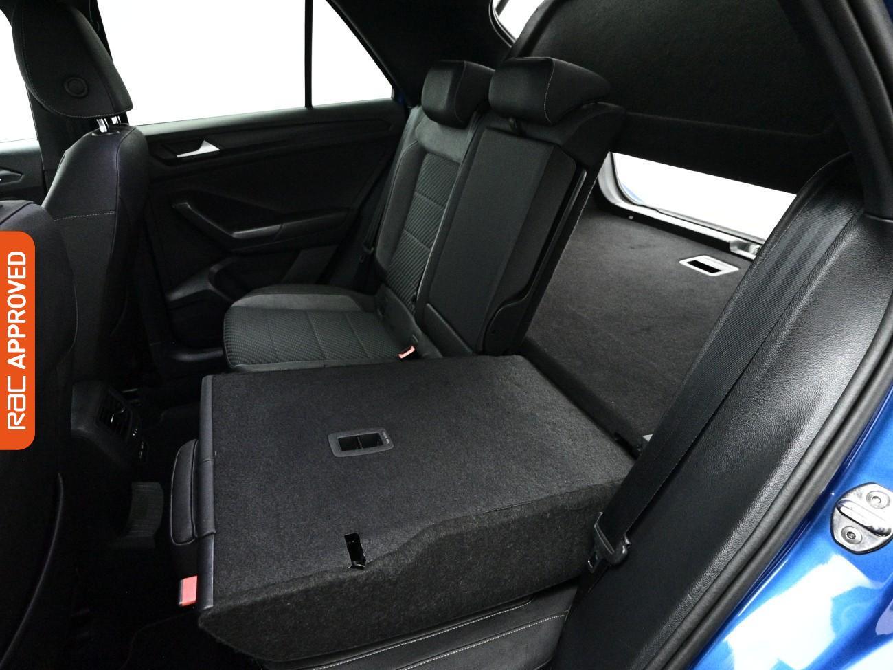 Volkswagen T-Roc view 24