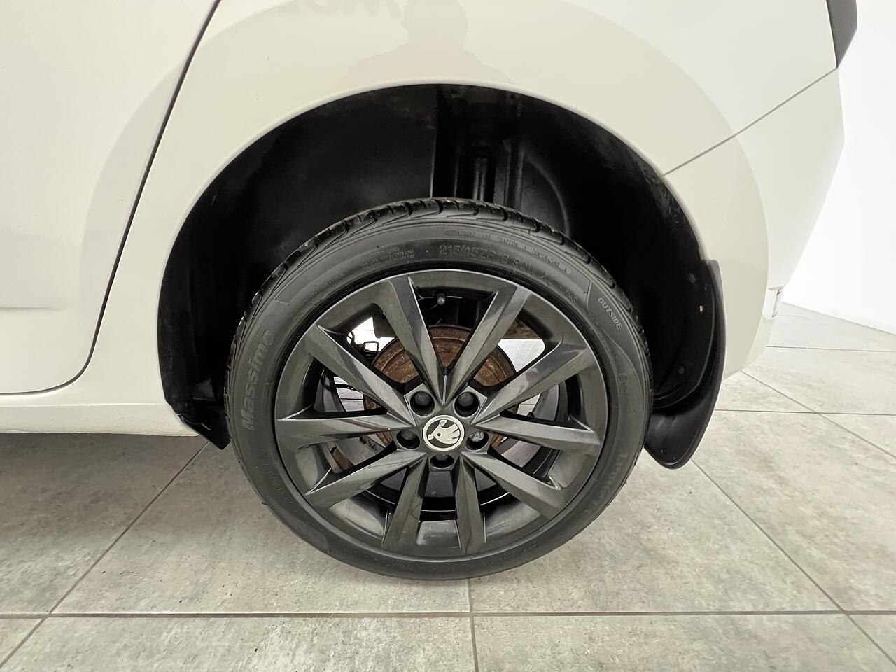 Skoda Fabia view 20