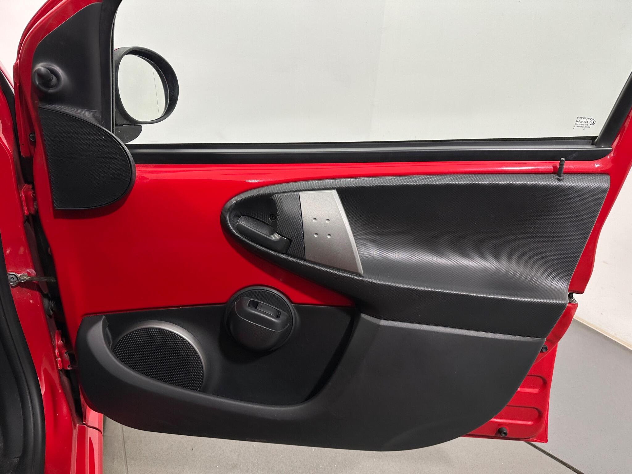 Toyota Aygo view 24