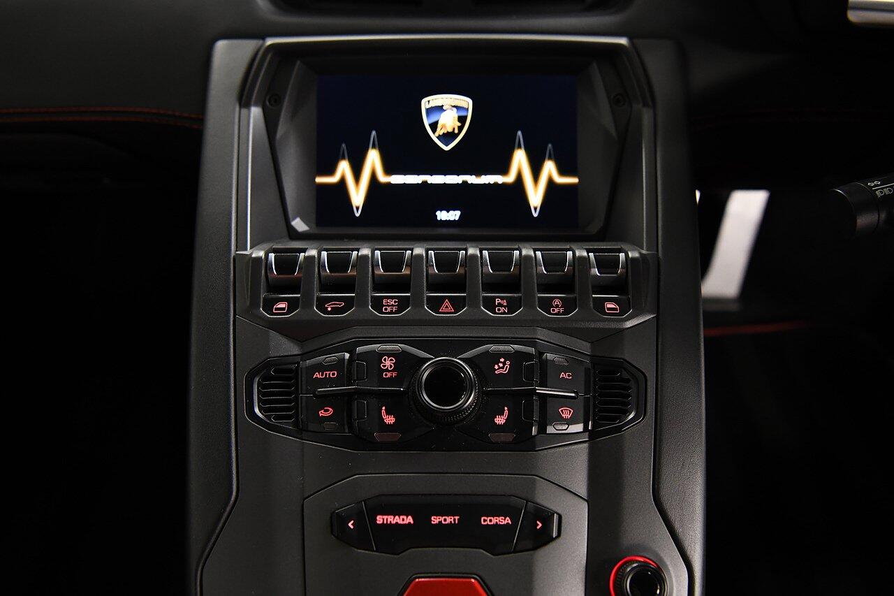 Lamborghini Aventador view 18