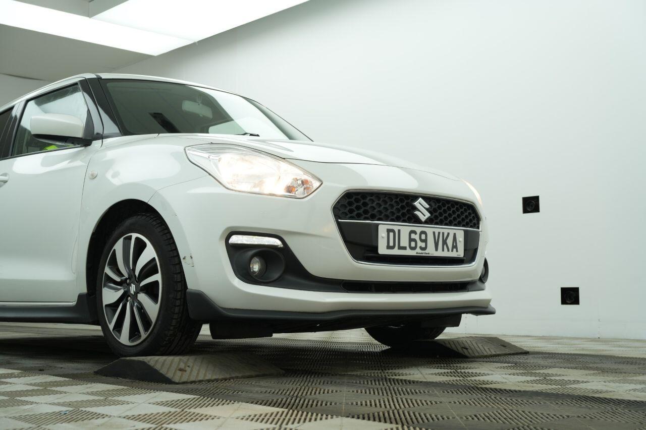 Suzuki Swift view 5