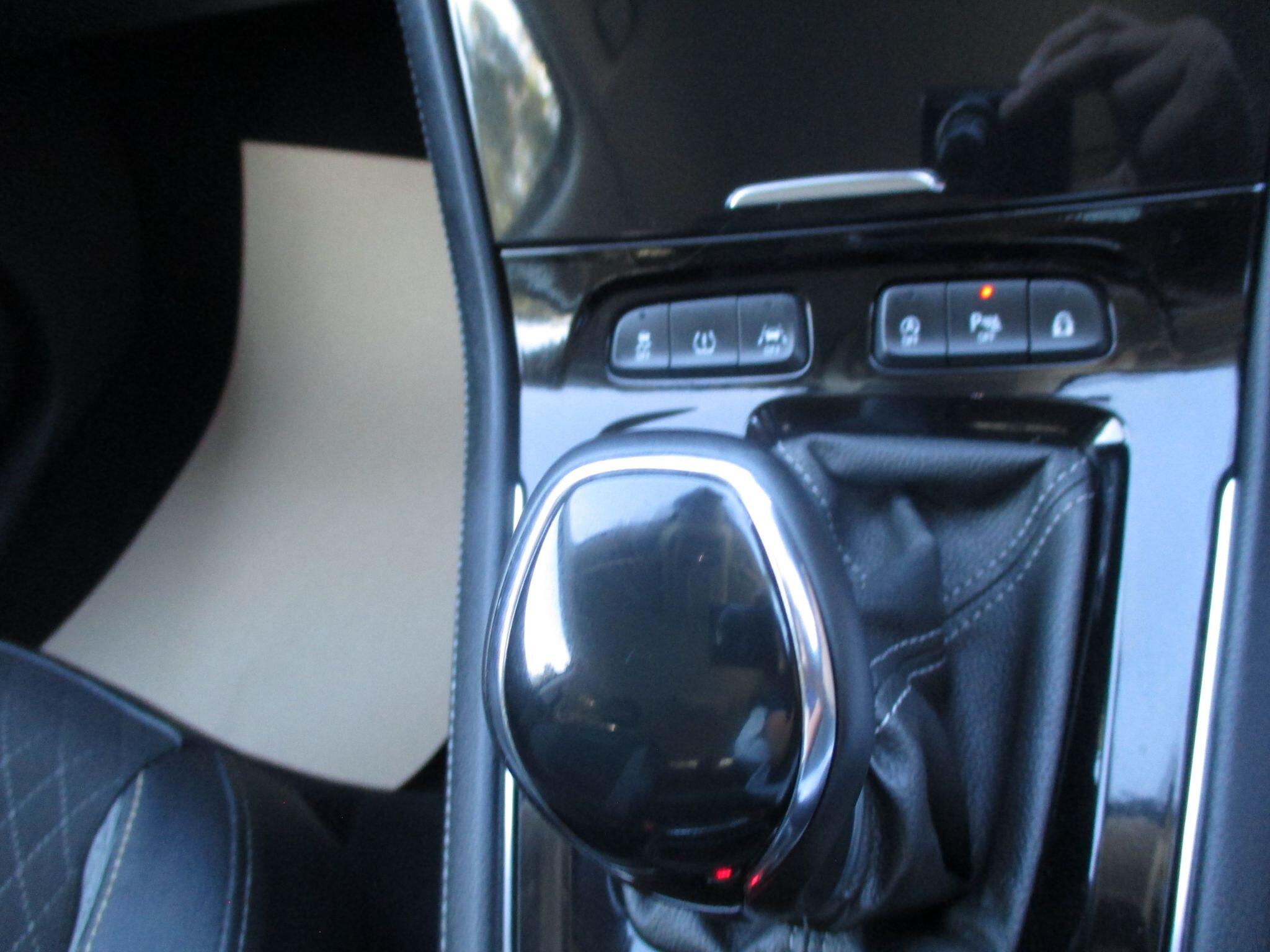 Vauxhall Grandland X view 42