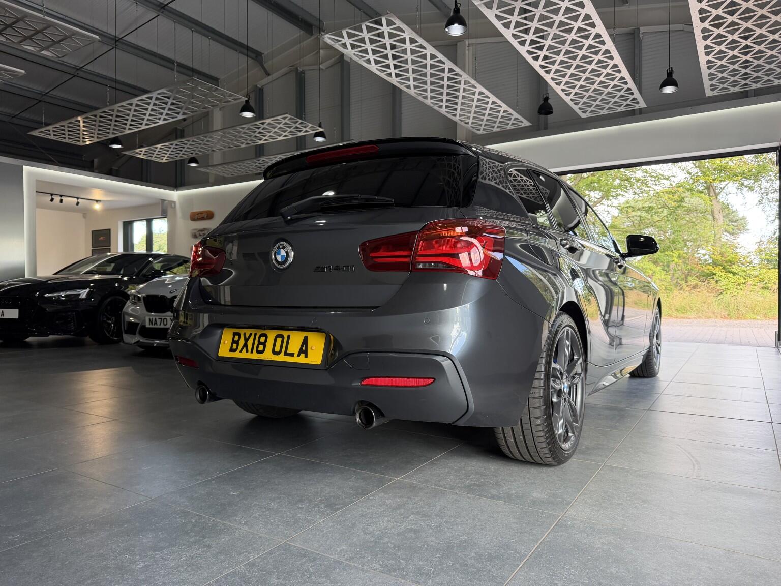 BMW 1 Series view 31