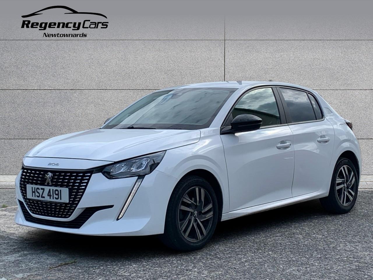 Peugeot 208 view 3