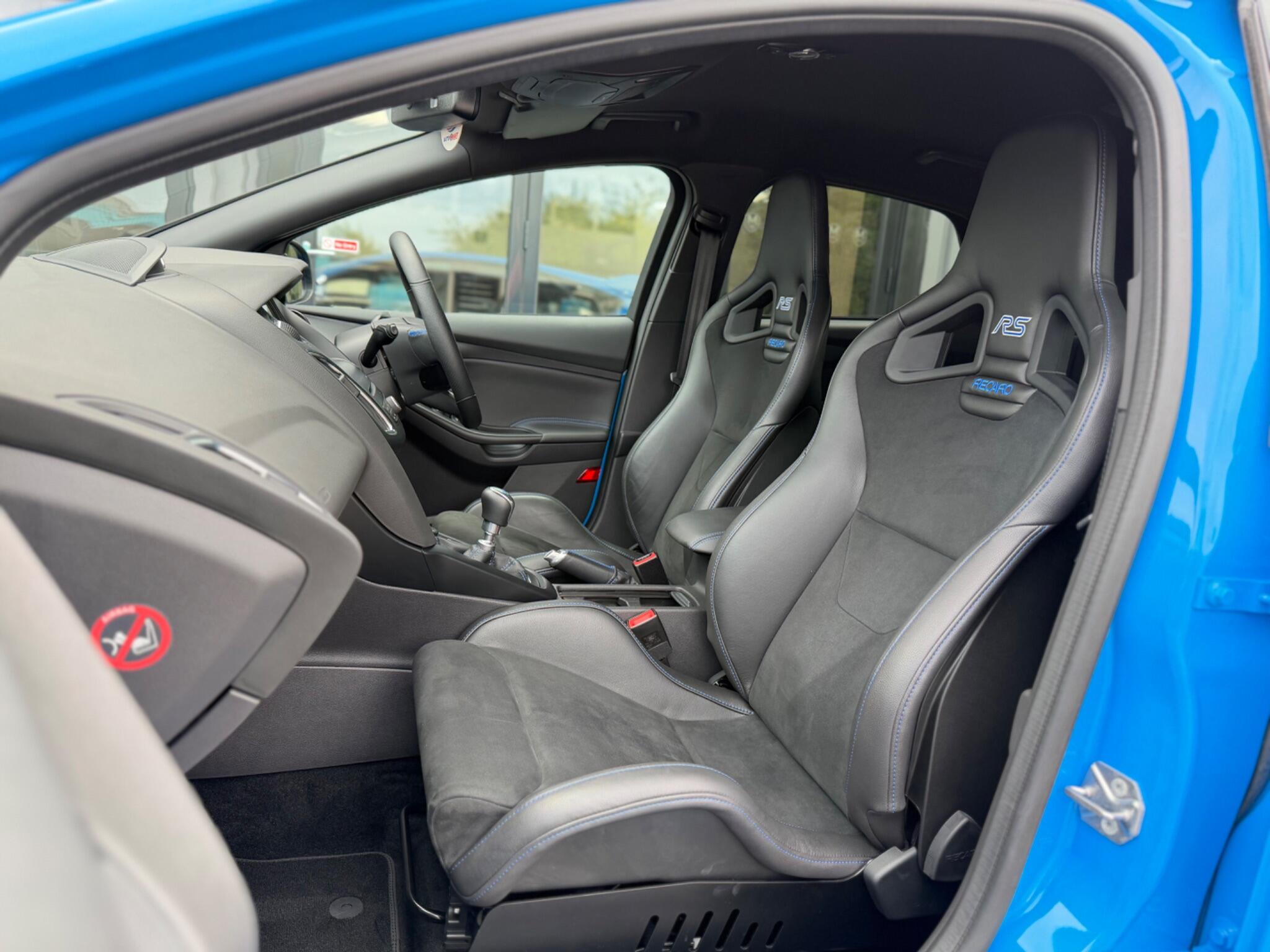 Ford Focus view 18