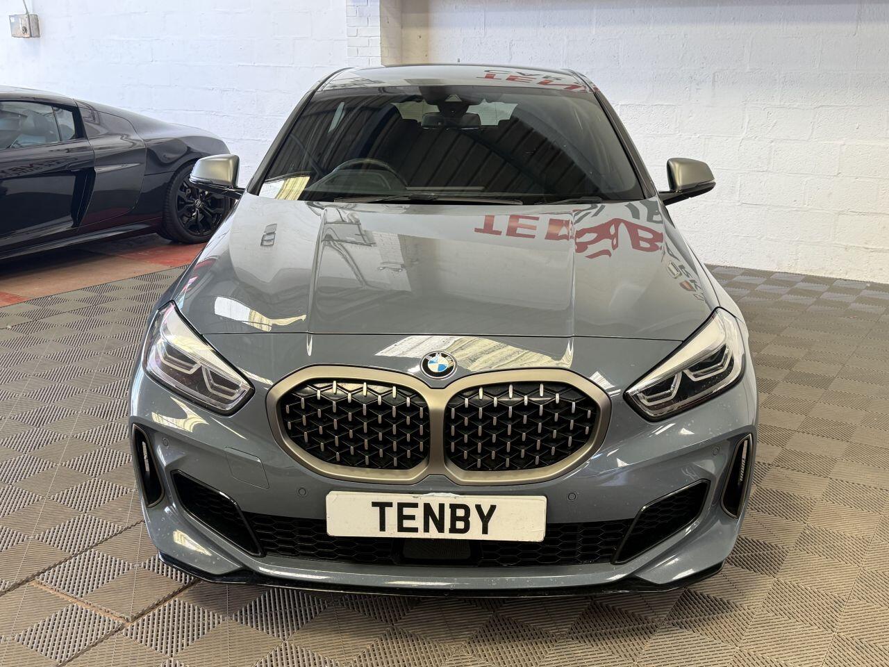BMW 1 Series view 4