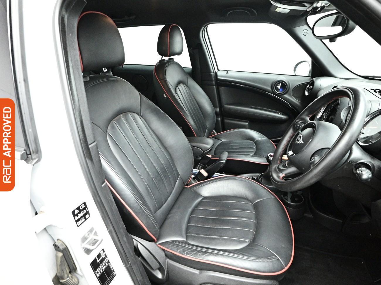 Mini Countryman view 12