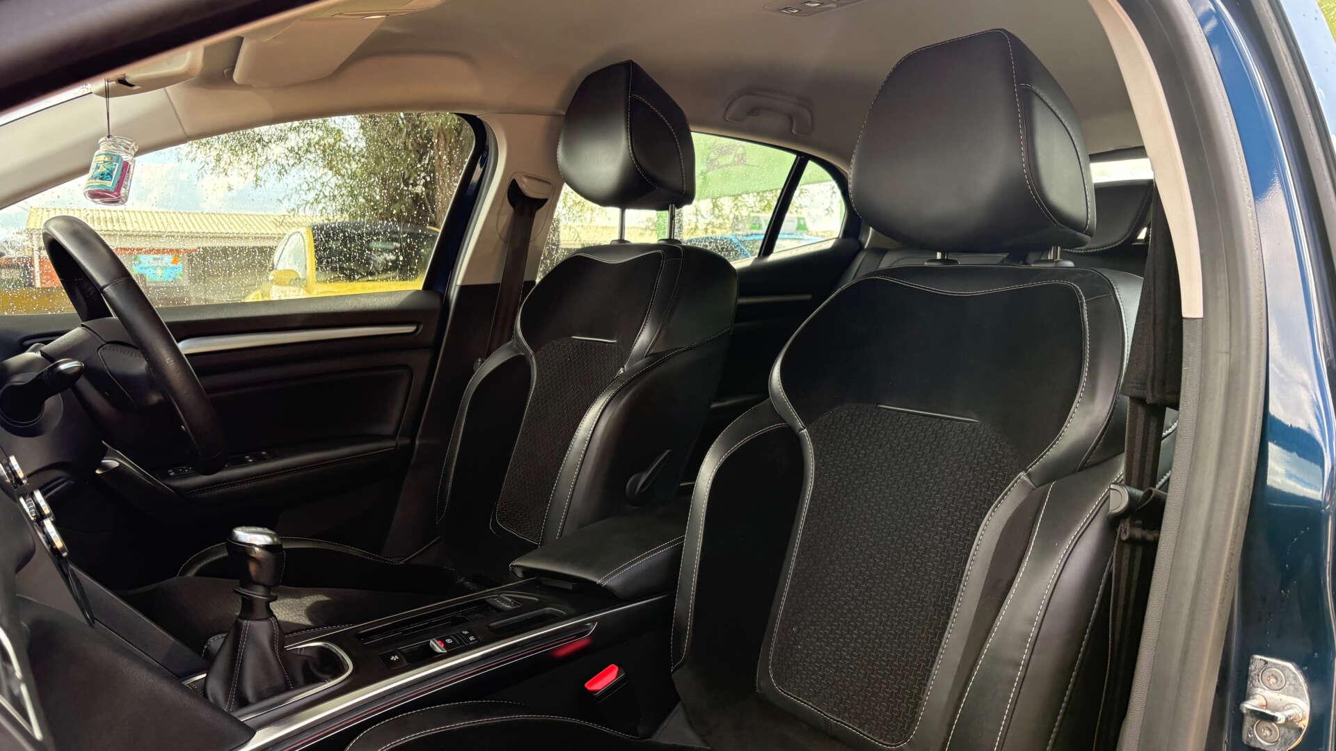 Renault Megane view 13
