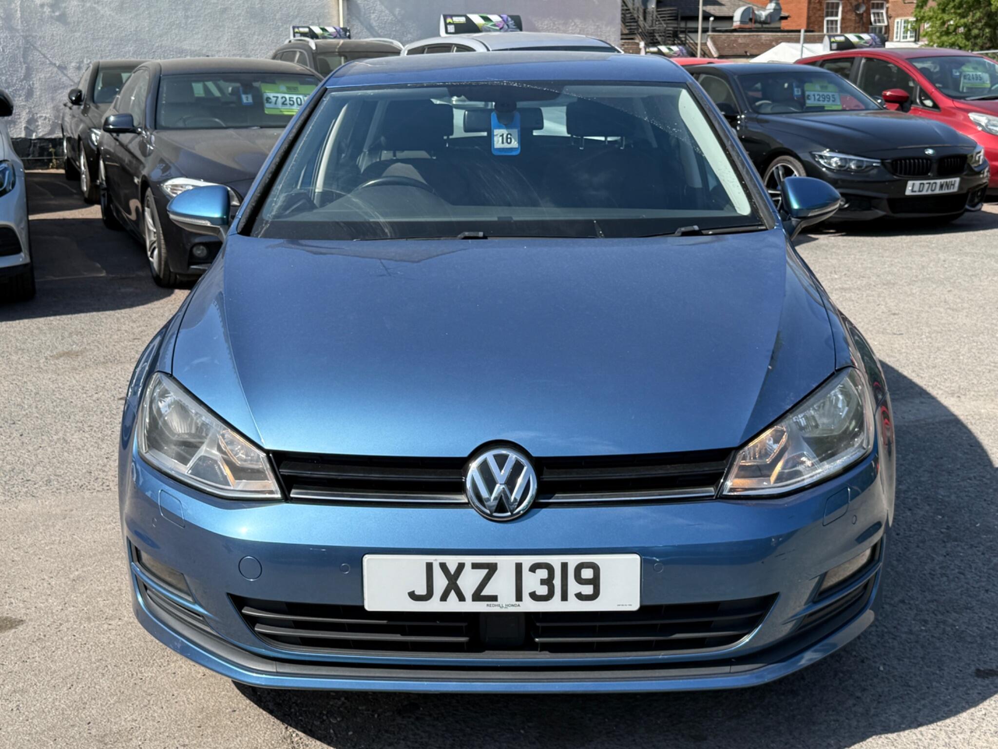 Volkswagen Golf - Image 6
