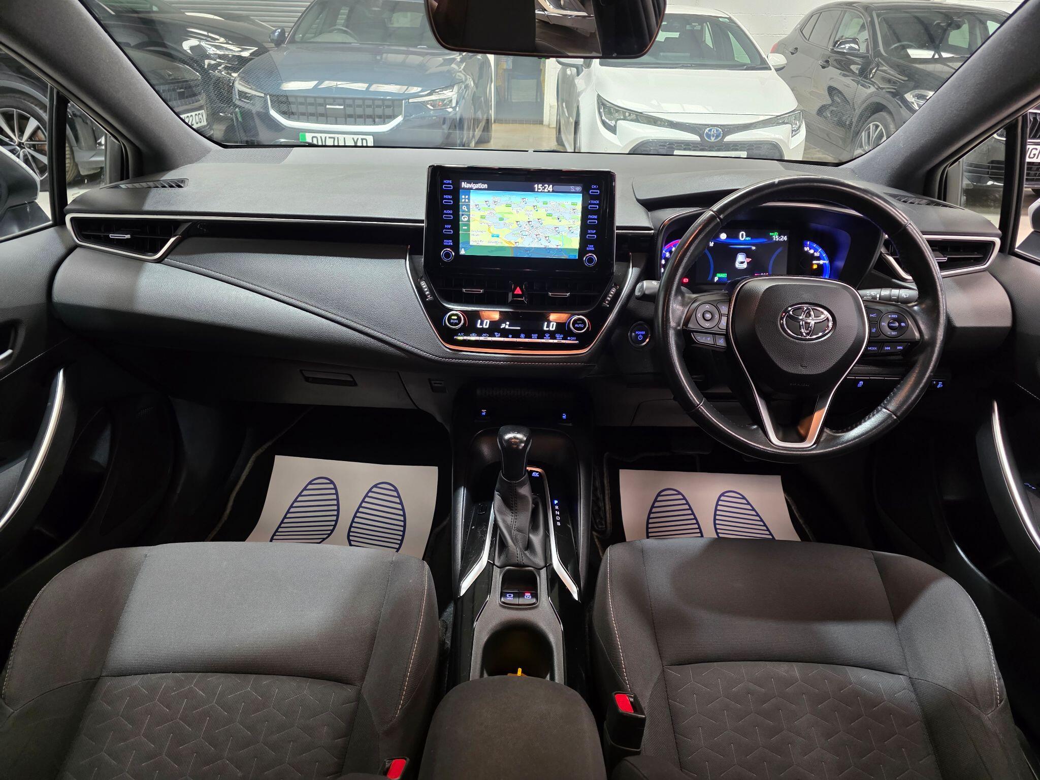 Toyota Corolla view 5
